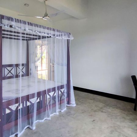 Villa 51 First Floor Rooms Your Own Room Plus Access To Shared Spaces Hikkaduwa Ngoại thất bức ảnh