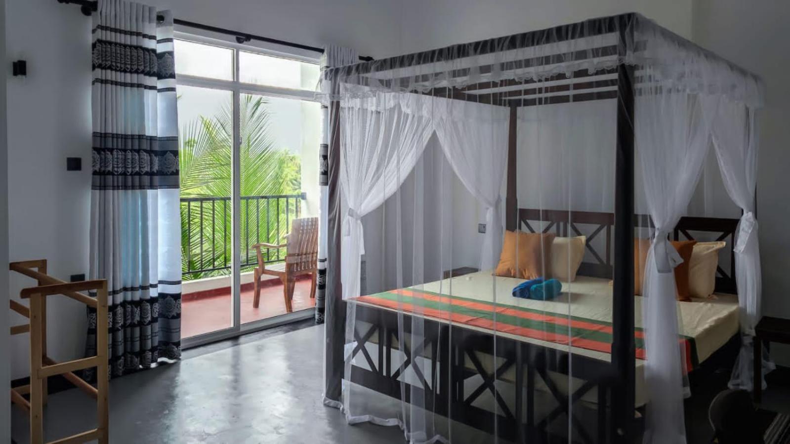 Villa 51 First Floor Rooms Your Own Room Plus Access To Shared Spaces Hikkaduwa Ngoại thất bức ảnh