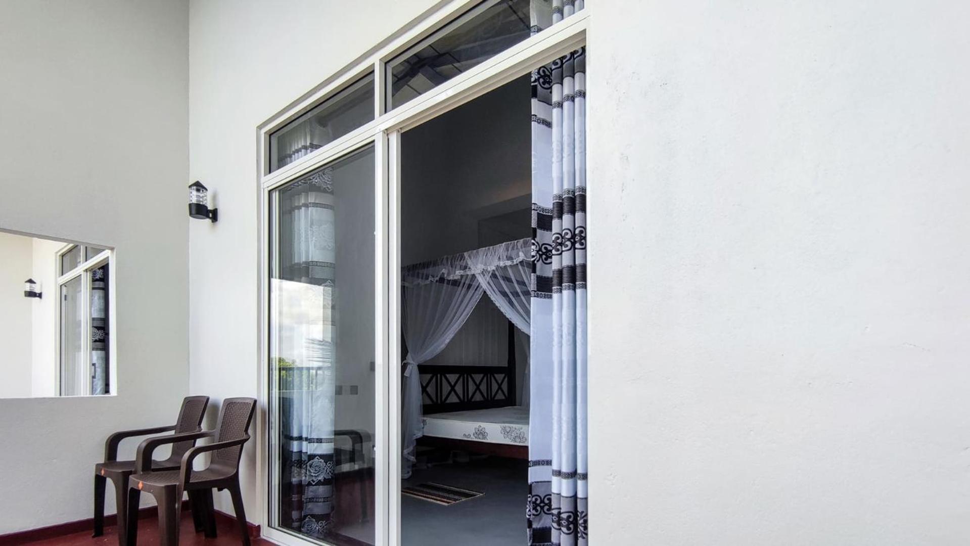 Villa 51 First Floor Rooms Your Own Room Plus Access To Shared Spaces Hikkaduwa Ngoại thất bức ảnh