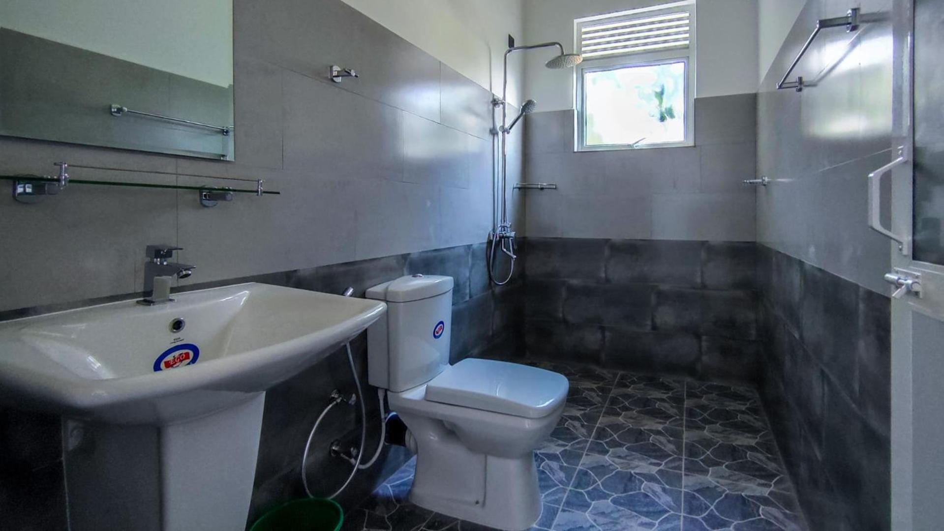 Villa 51 First Floor Rooms Your Own Room Plus Access To Shared Spaces Hikkaduwa Ngoại thất bức ảnh