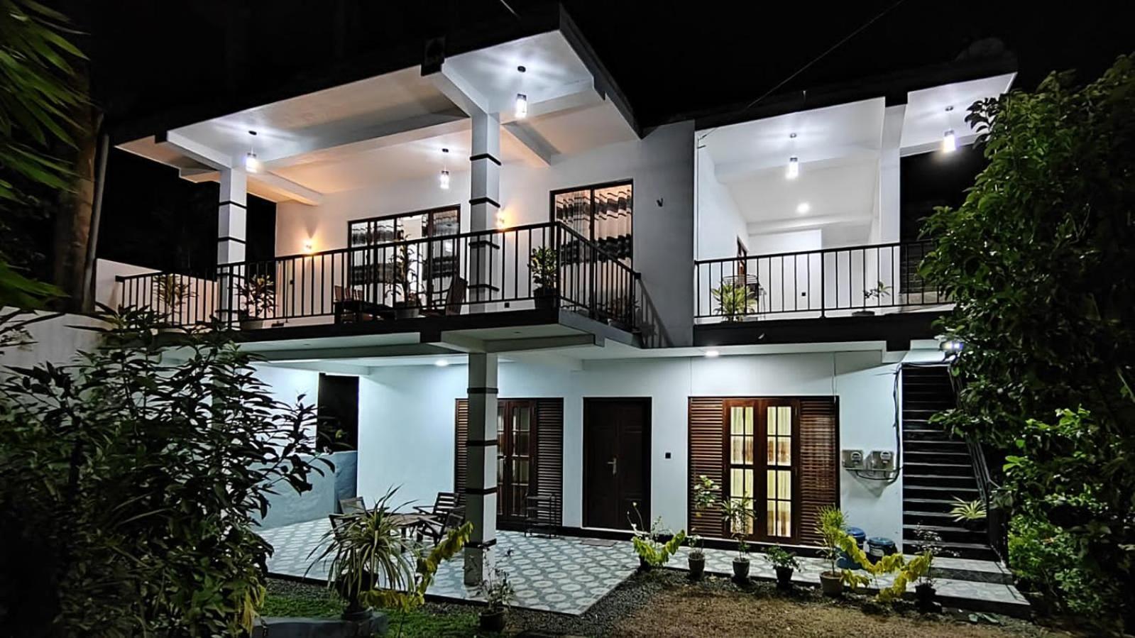 Villa 51 First Floor Rooms Your Own Room Plus Access To Shared Spaces Hikkaduwa Ngoại thất bức ảnh